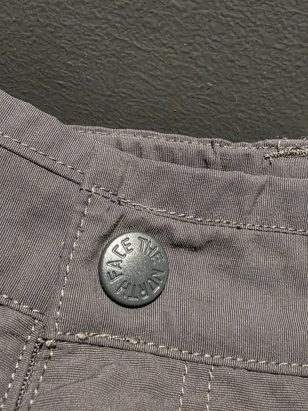 The North Face Men's Zip Off Convertible Men’s Pants Dark Gray Hiking XXL